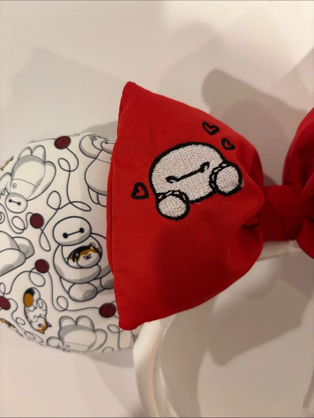 Disney Micky Ears BIG HERO Baymax ,worn once, white headband with red bow